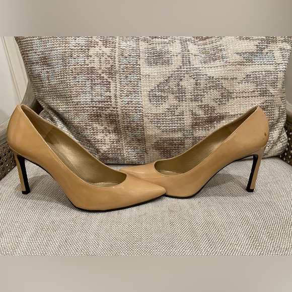 Stuart Weitzman Pumps - Picture 4 of 7